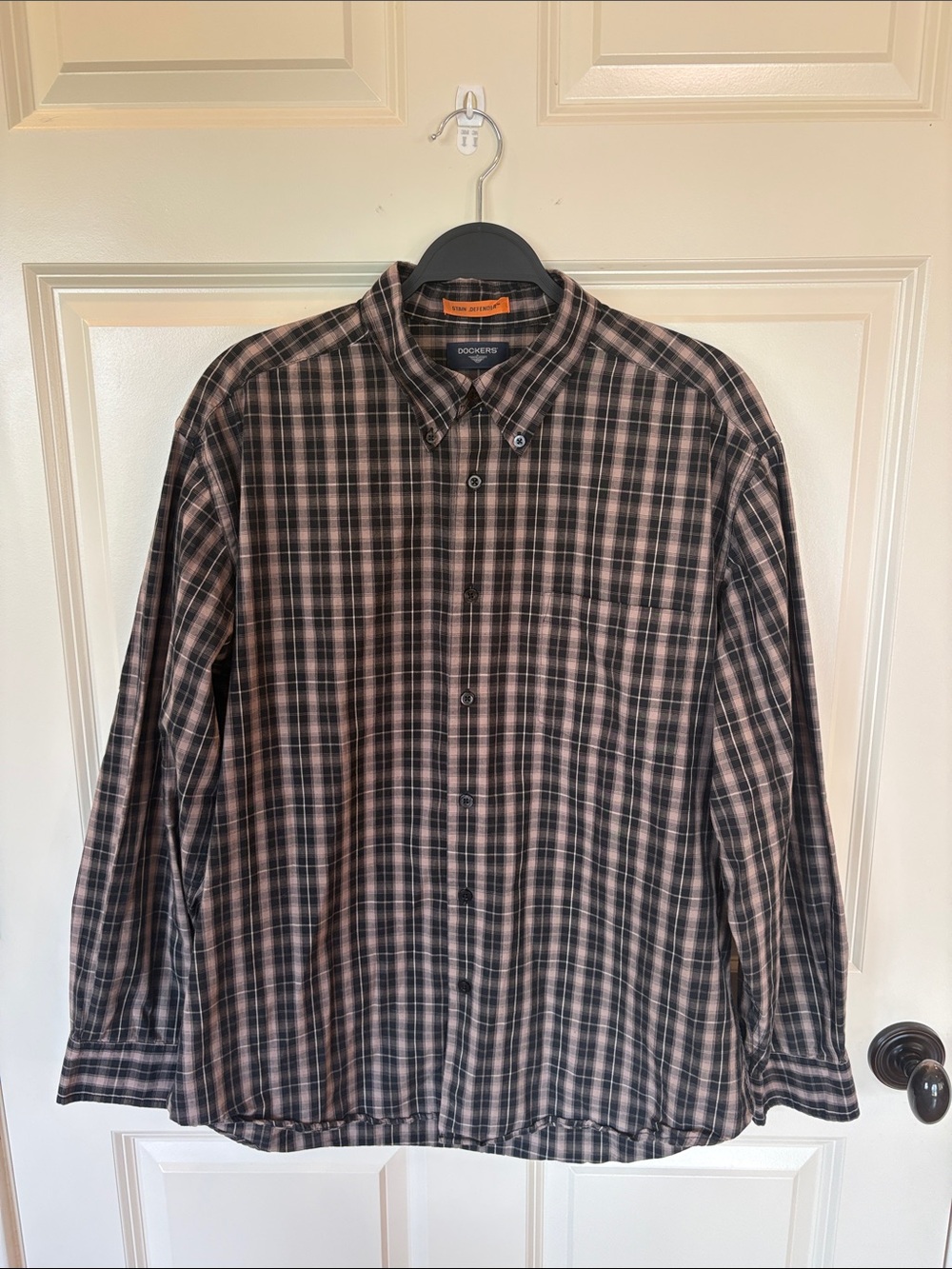 Dockers Plaid Button Down (L)